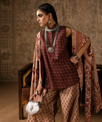 3 Piece - Printed Khaddar Suit