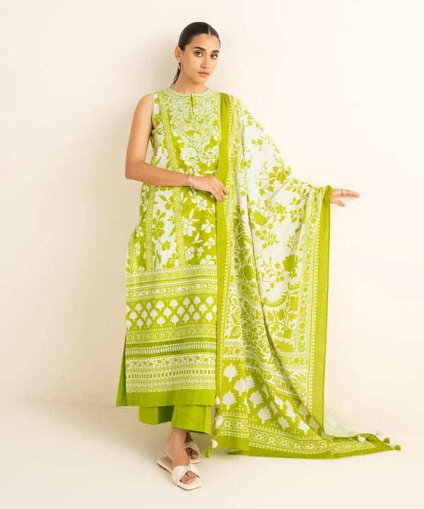 3 Piece - Embroidered Khaddar Suit