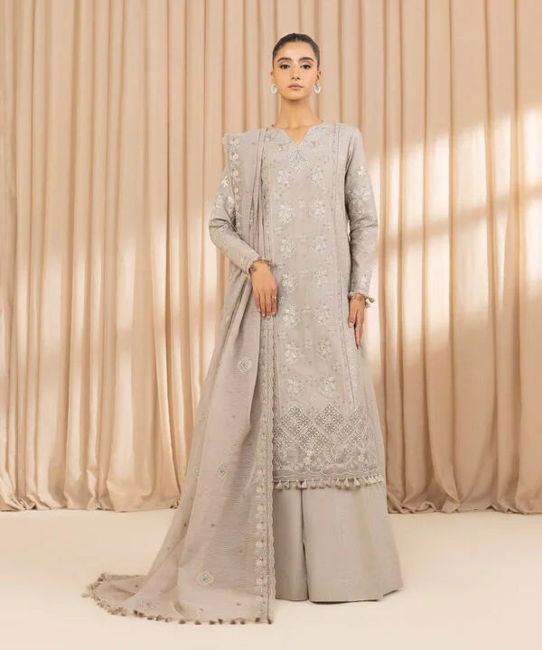 3 Piece - Embroidered Lawn Suit