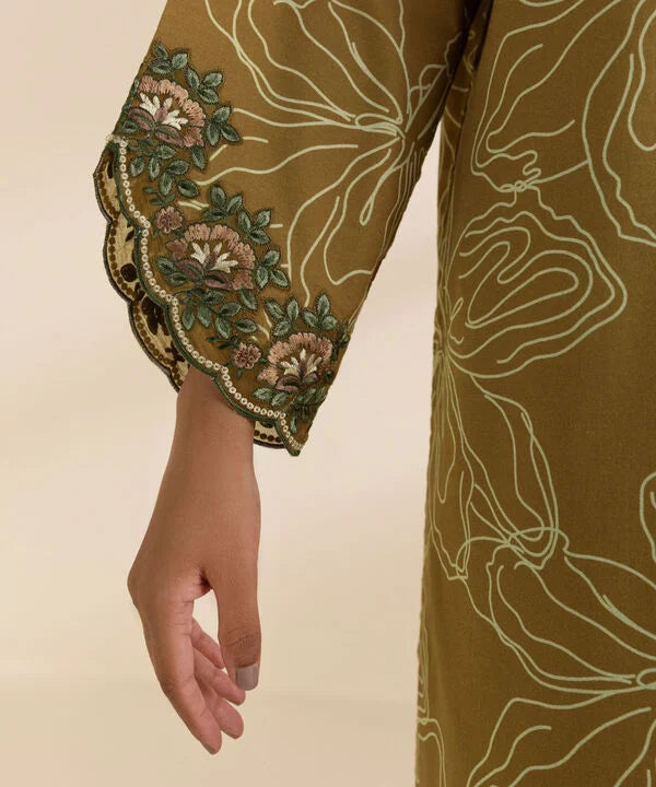 3 Piece - Embroidered Lawn Suit