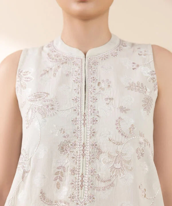 3 Piece - Embroidered Jacquard Suit